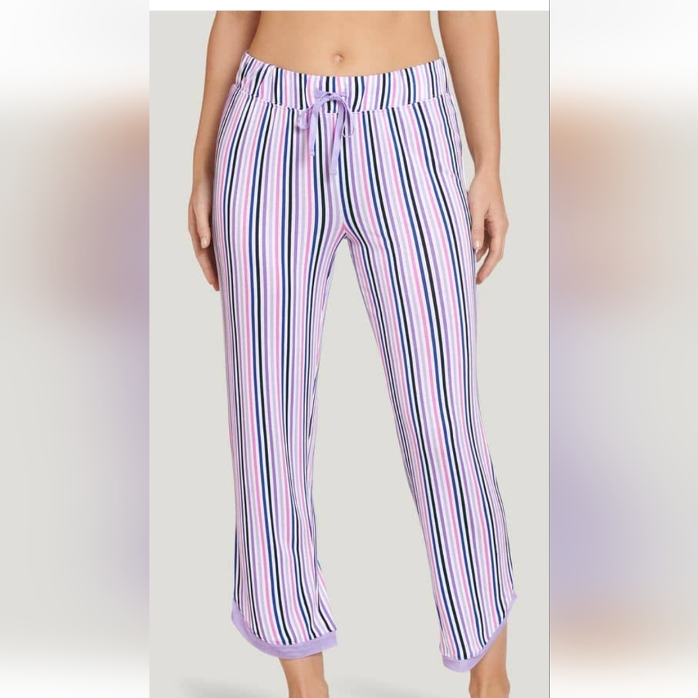 NWT Women's Jockey Cooling Comfort Tapered Capri,  Awake Stripe